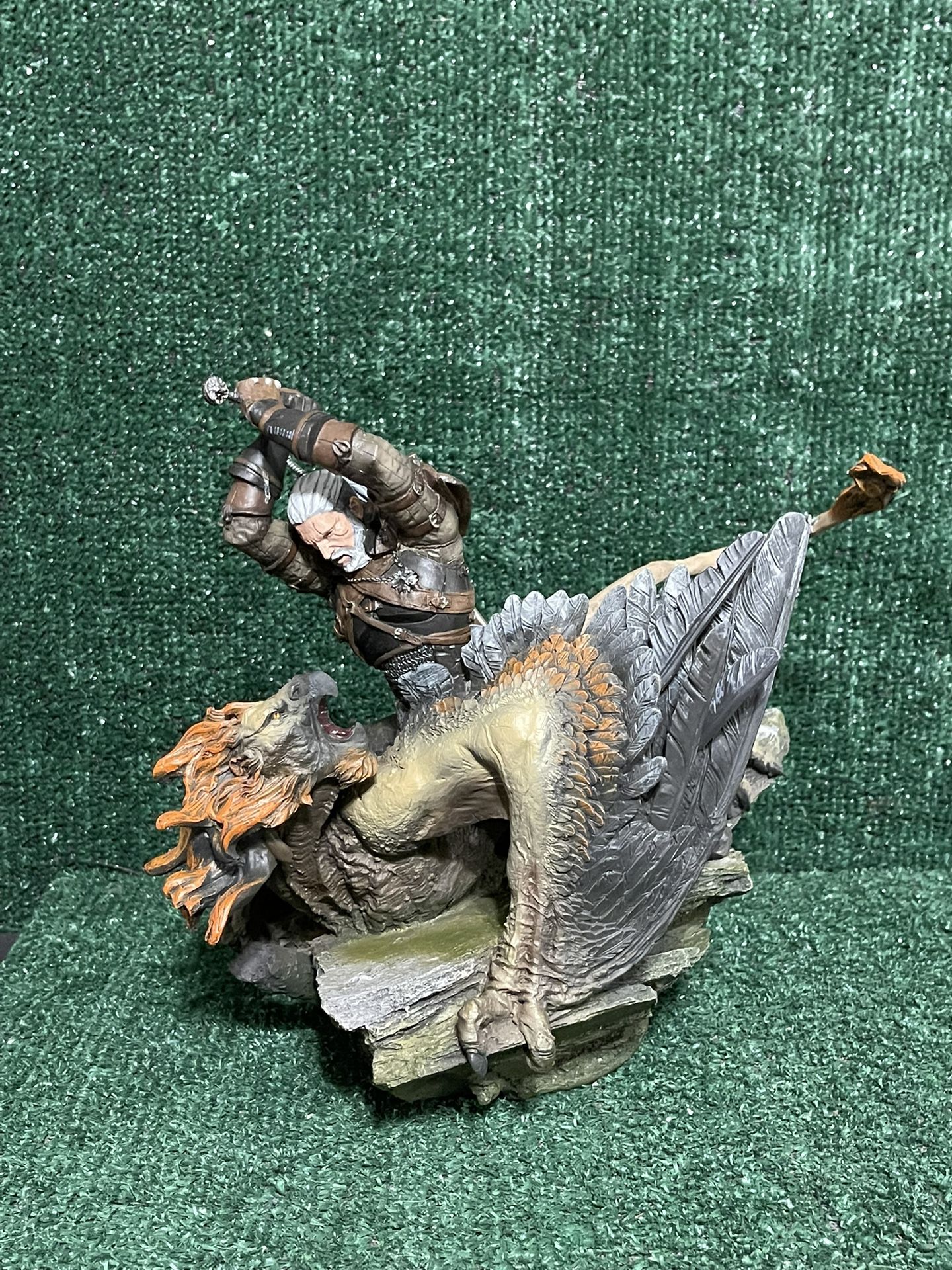 The Witcher 3 Wild Hunt Collectors Edition Statue . Fast Shipping!