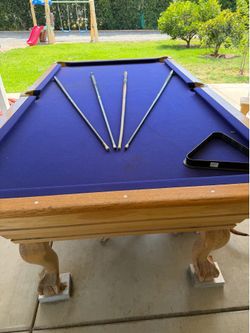 Pool table