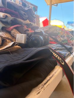 Canon EOS REBEL T4i