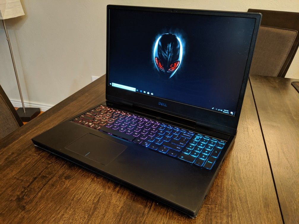 15" Dell High End Gaming Laptop (RTX2070,144 Hertz Display)