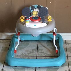 PRACTICALLY NEW MICKY MOUSE BABY WALKER MUSIC LIGHTS AND SONGS WORKS!!!!
