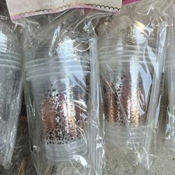 New Packets Of Cups With Lid And Straw