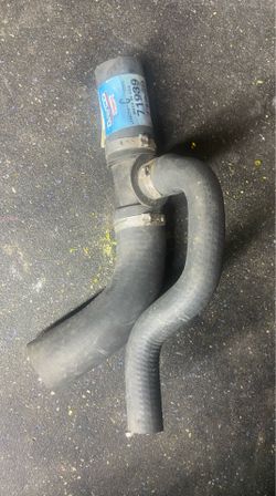 Dayco 71939 premium lower engine coolant radiator hose assembly