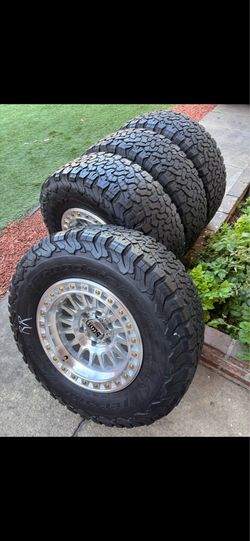 KMC wheels new on 285/70/17 IMS rims