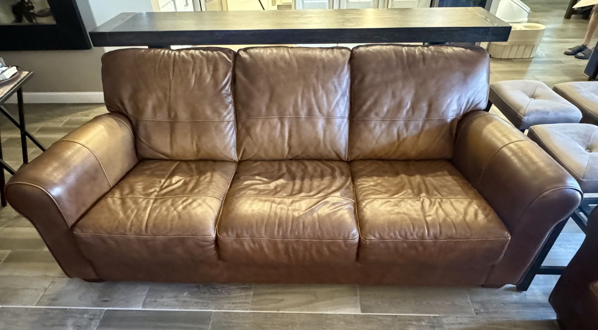 4-Piece Full Italian Leather Living Room Set - Made In Italy - Good Condition!