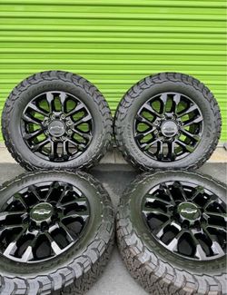 Chevy Silverado 2500/3500 Z71 Factory Wheels Tires