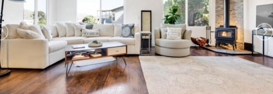 Pottery Barn Area Rugs 1-8x10 And 1-6x9