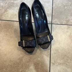 Louis Vuitton Heels Size 6