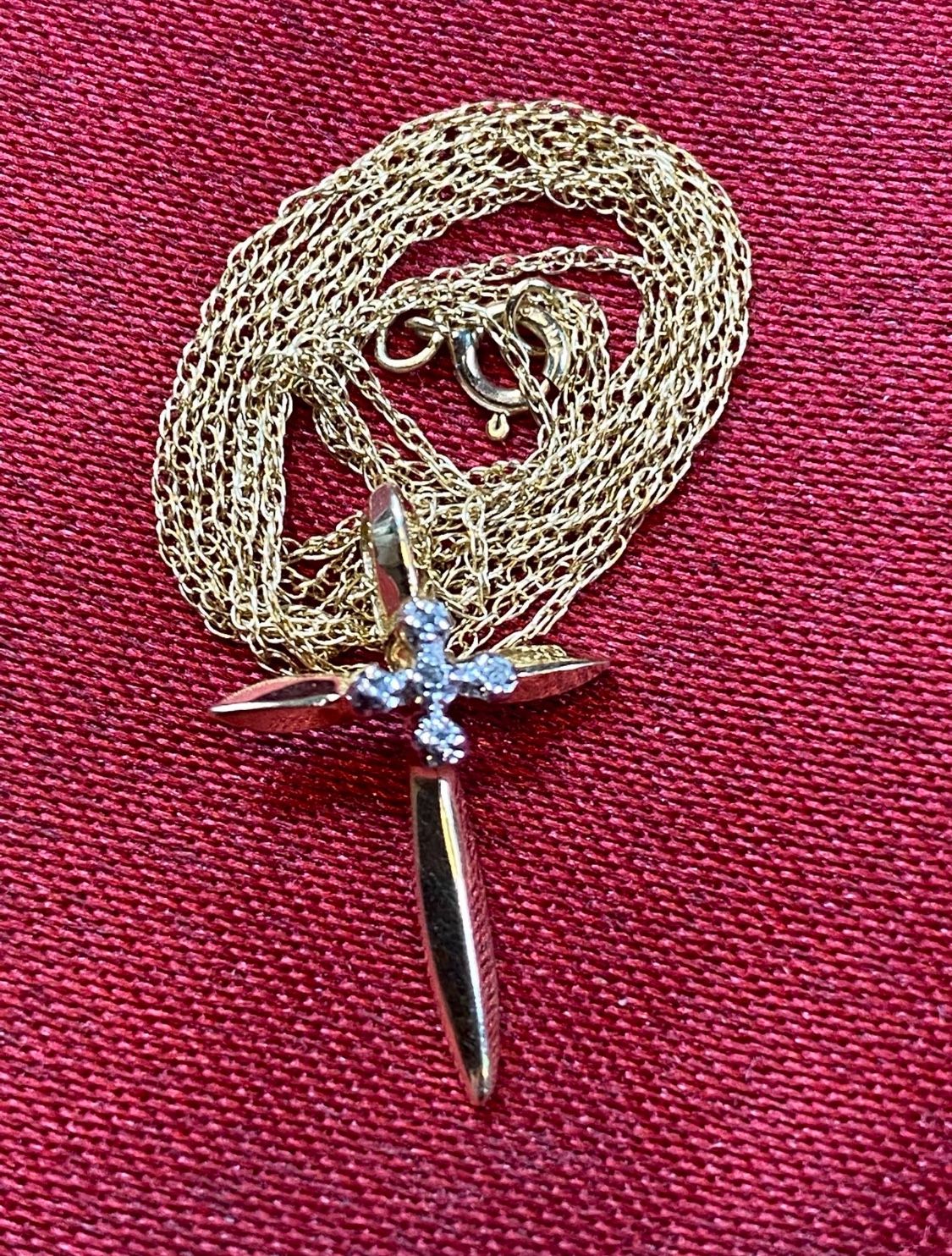 Petite 10K Gold Cross & Necklace With Five Diamonds – 1.46g Total