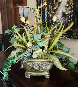 Large Greenery Floral Arrangement