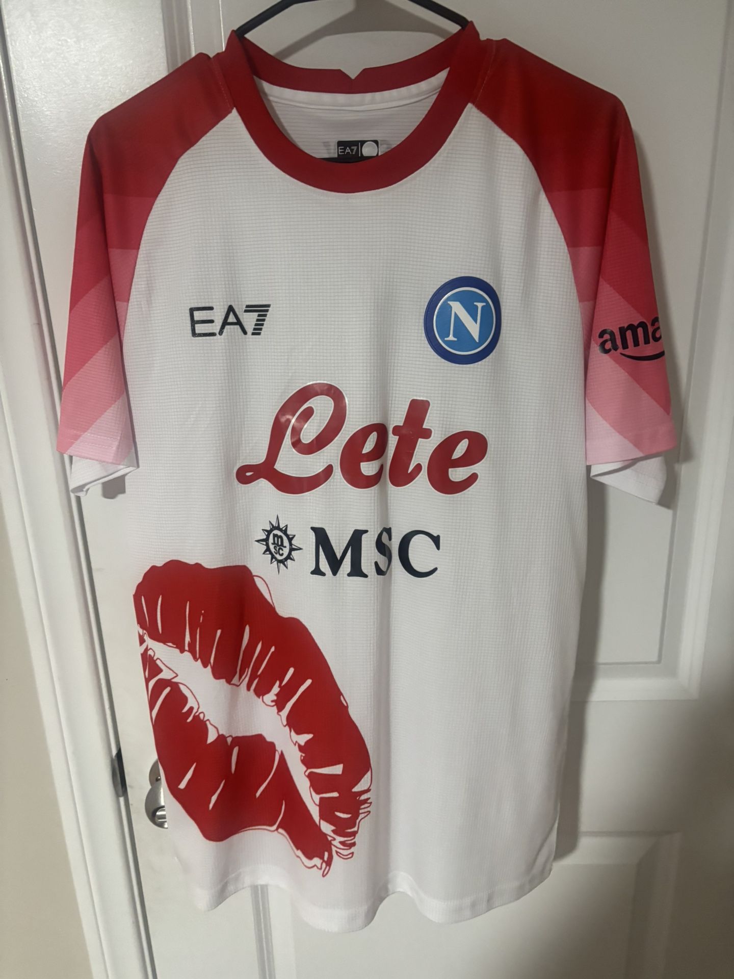 Limited Edition* 2023 Napoli Valentines Day Jersey Khvicha Kvaratskhelia #77 Large