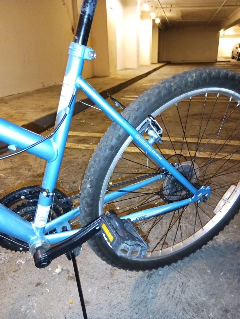 Woman's Huffy Bike
