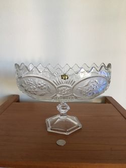 Crystal large pedestal vintage fruit bowl