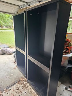 2 Book shelves