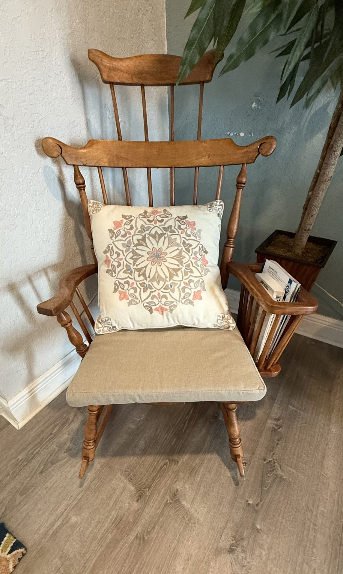 MAPLE ROCKING CHAIR w/ MAGAZINE RACK, VINTAGE RARE By TELL CITY FURNITURE CO