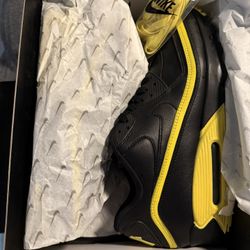 AIR MAX 90 X Undefeated Collab Sz 13 