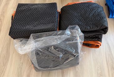 72x80in Heavy Duty Padded Moving Blankets