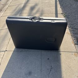 Massage Table 