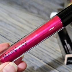 Mary Kay Unlimited Lipgloss Berry Delight