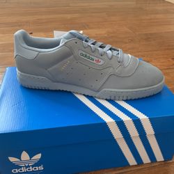 Yeezy powerphase Calabasas grey 9.5 (brand new)