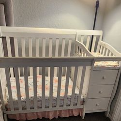 Mini Crib