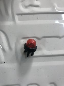 Small engine primer bulb