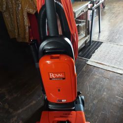 New Lightweight PRO Royal Commercial Vacuum 