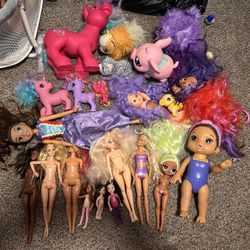 Misc Barbie’s LOL Dolls And Barbie Dream House