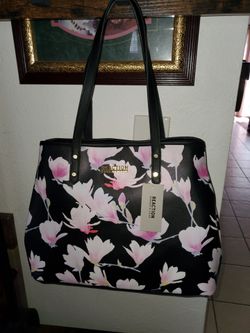 BEAUTIFUL KENNETH COLE REACTION LADY'S HAND BAG TOTE PURSE  HOBO new with tags