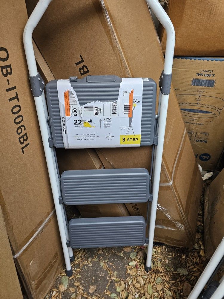 Brand New Gorilla Ladder