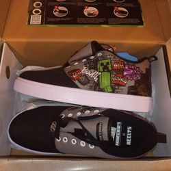 Minecraft Heelys Shoes Size 7 Y