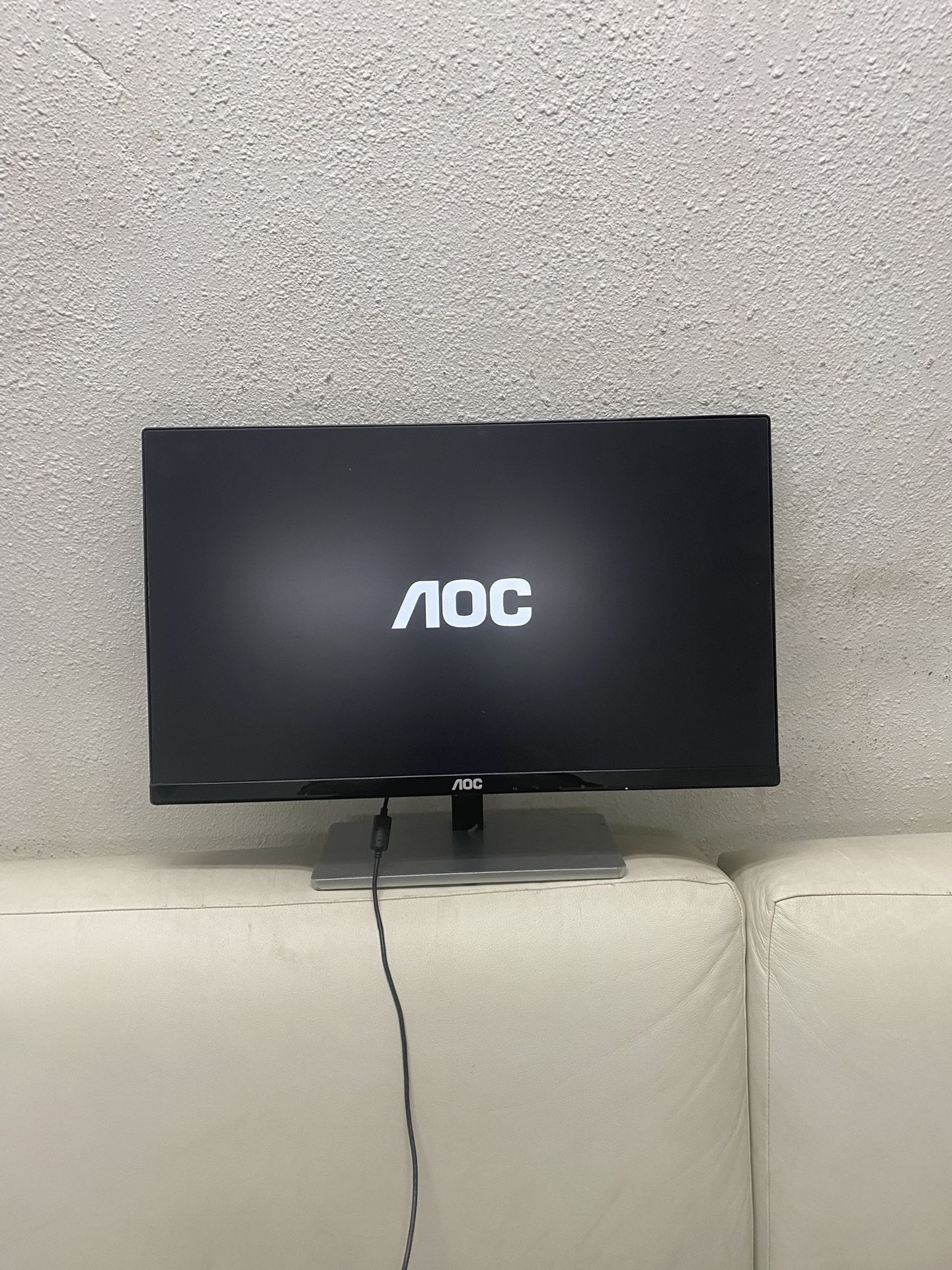 AOC Monitor 23 Inches With HDMI Port