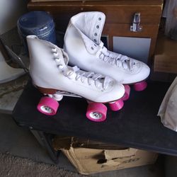 Ladies Chicago Skates