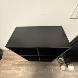 Black 6-Cube Storage Organizer / Bookshelf  Good Condition