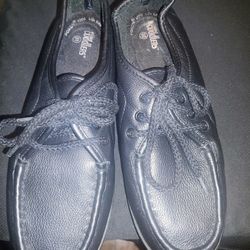 Cuddles shoes Black size 8W