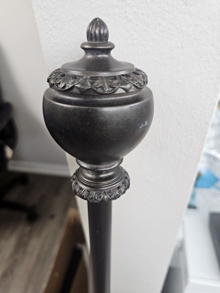 CURTAIN RACK METAL BROWN 20.00