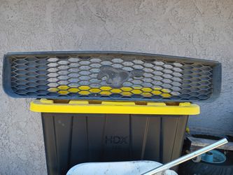 2005 And Up Mustang Grill