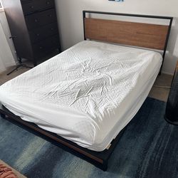Queen mattress and bed frame with mattress topper