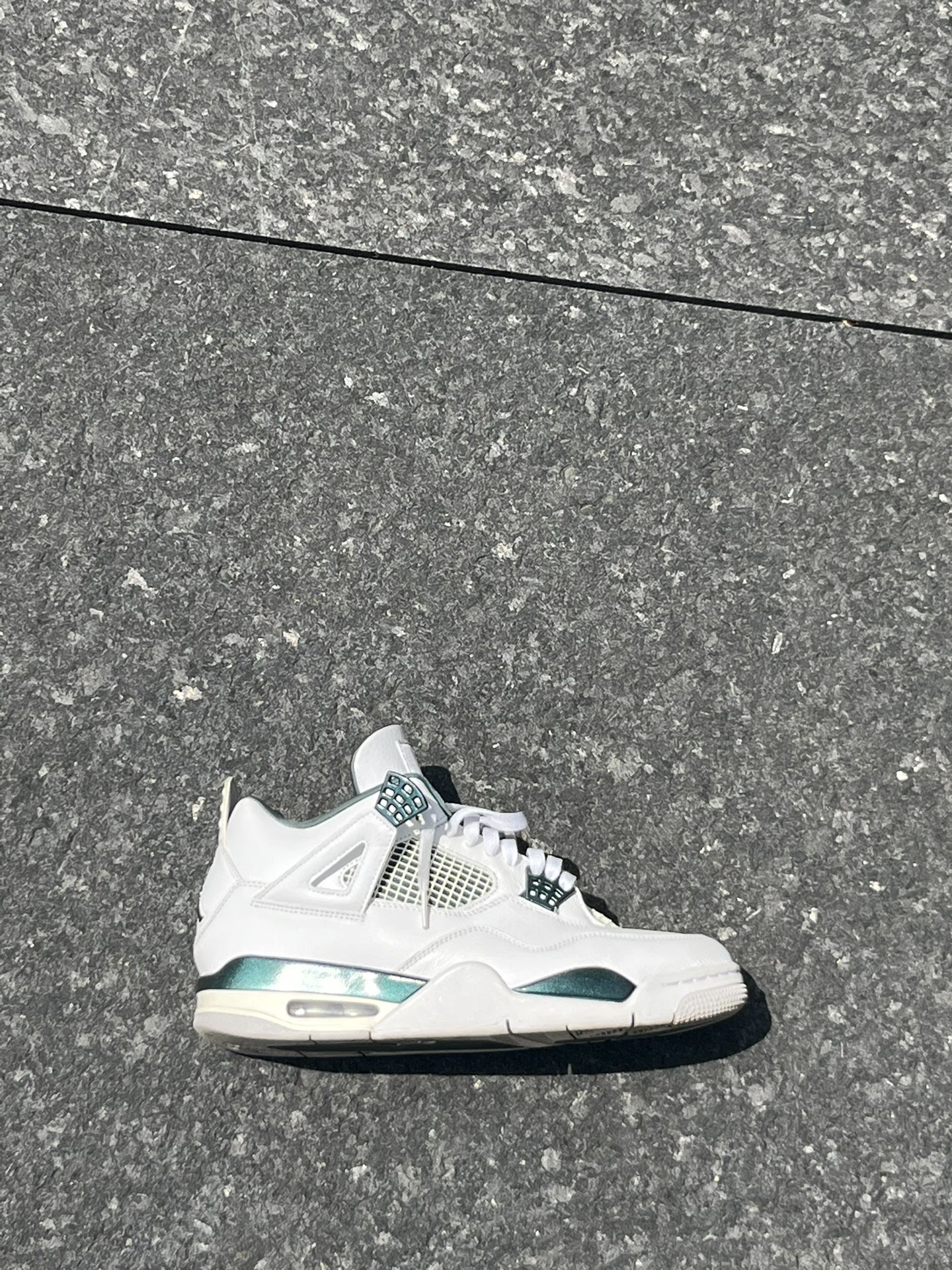 Jordan 4