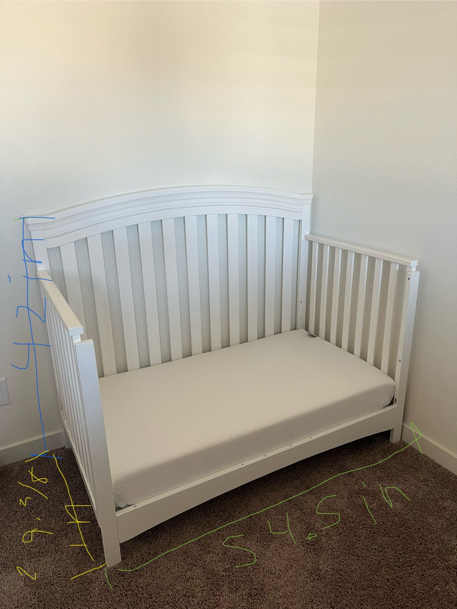4-in-1 Convertible Delta Crib w Mattress