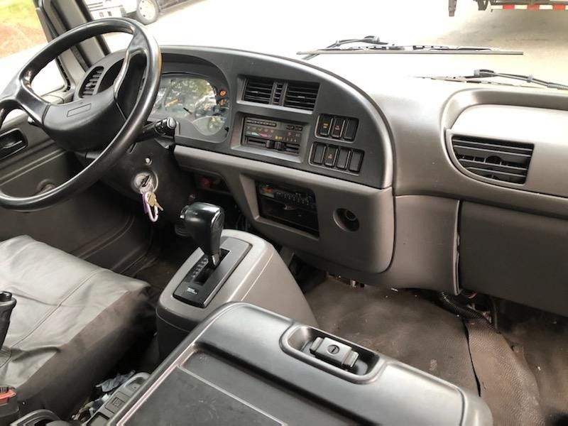 2004 Isuzu FTR