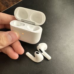 Airpods Gen 3 (3rd Gen)