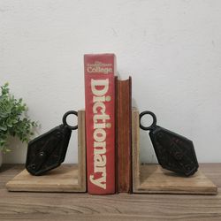 Set of 2, Rustic Farmhouse Cast Iron Pully Bookends