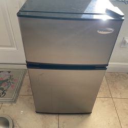 Premier Mini Fridge And Freezer