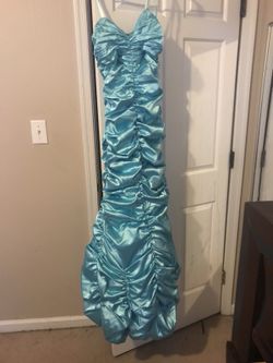 Size 10 mermaid dress for prom or elegant evening