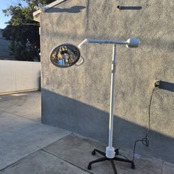 Clinic Lamp