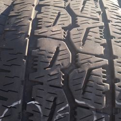 LT285/60R20 Bridgestone Revo3 Tires (2)