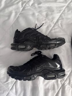 Nike Air Max Plus TN Triple Black Sneakers