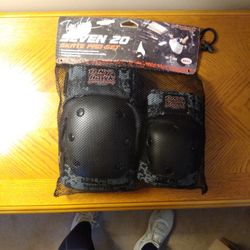 Tony Hawk Elbow And Knee Pads