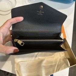 LV Wallet